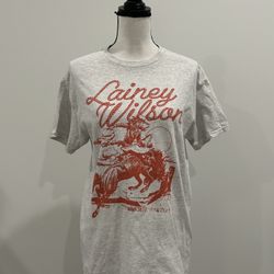 Lainey Wilson Tee