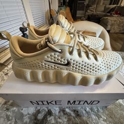Nike Mind 