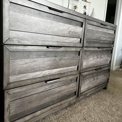 Queen Bed Frame, Dresser, and Mirror 