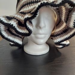 Crocheting 
