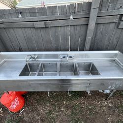 4 Compartment Sink with 2 Faucets
