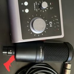 Audient Id4 / Audio Técnica AT2020