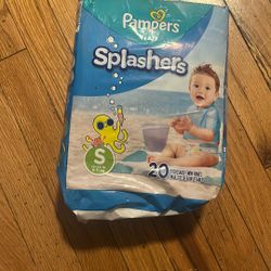  New Pamper Splashers  size small 