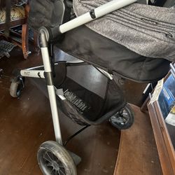 Evenflo Stroller Car seat Pivot Travel System 
