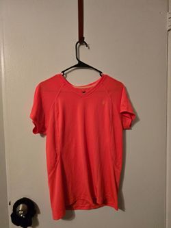 Champion Powertrain Womens L Orange V-Neck Short Sleeve Polyester Tagless Tee