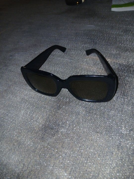 Gucci GLASSES