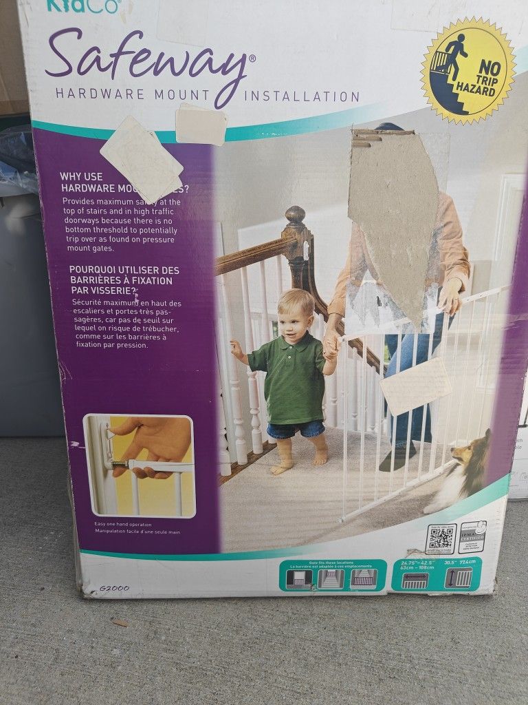 New Open Box Kidco Safeway G2000 Hardware Mount Safety Gate