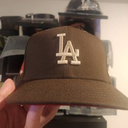 Los Angeles Fitted Hat 
