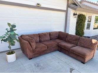 Overstuffed brown microfiber sectional