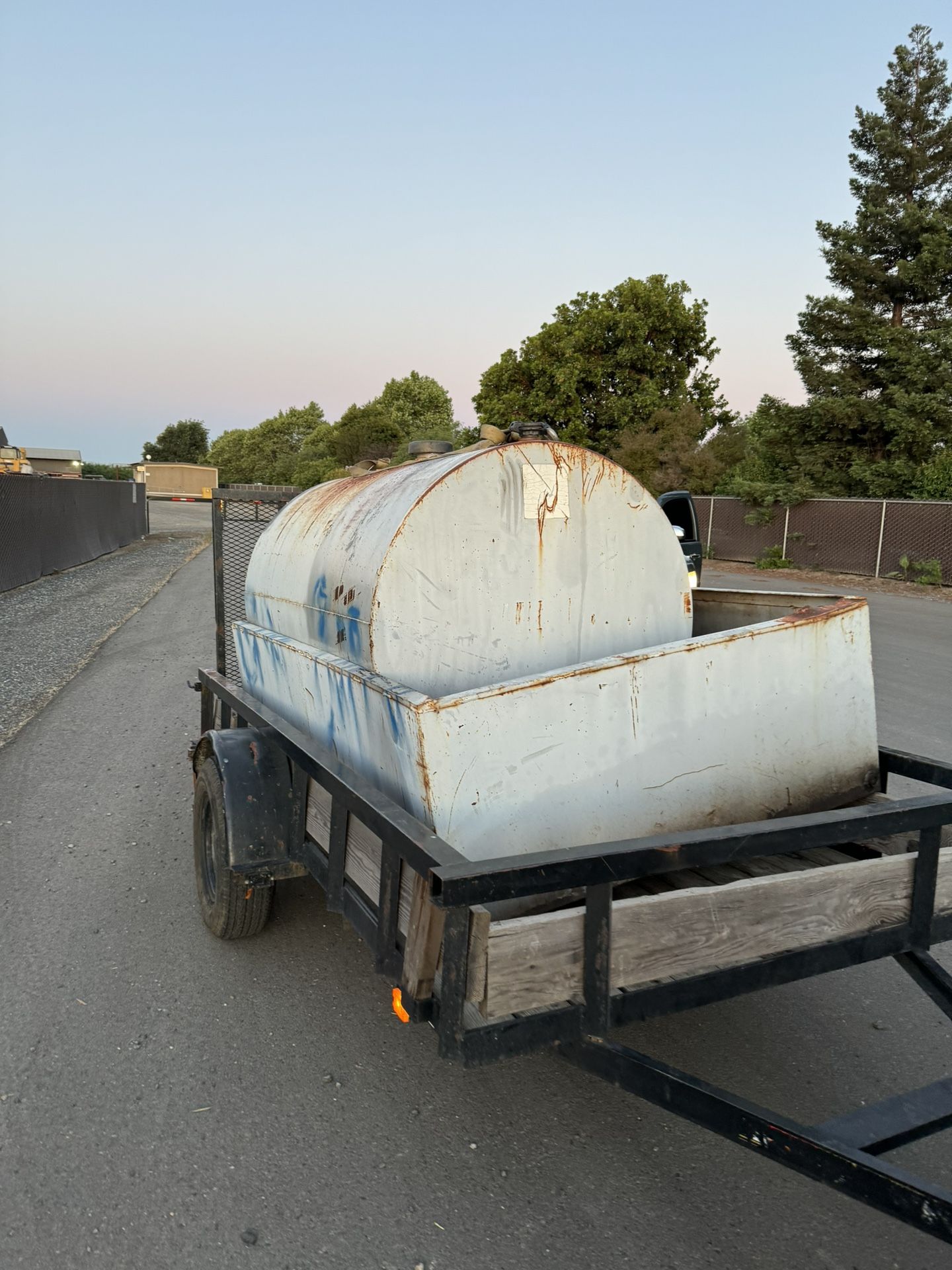 Waiste Oil Tank 