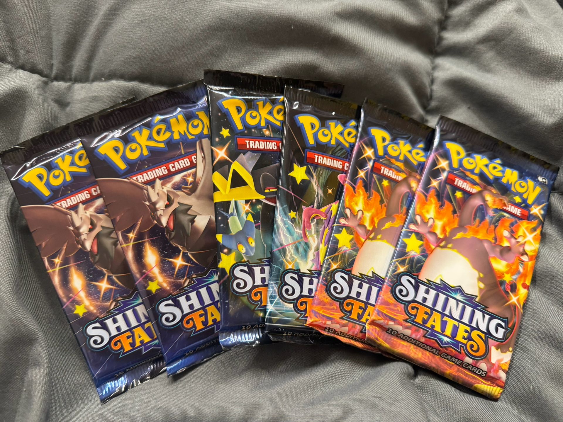 Sealed Shinning Fates Packs