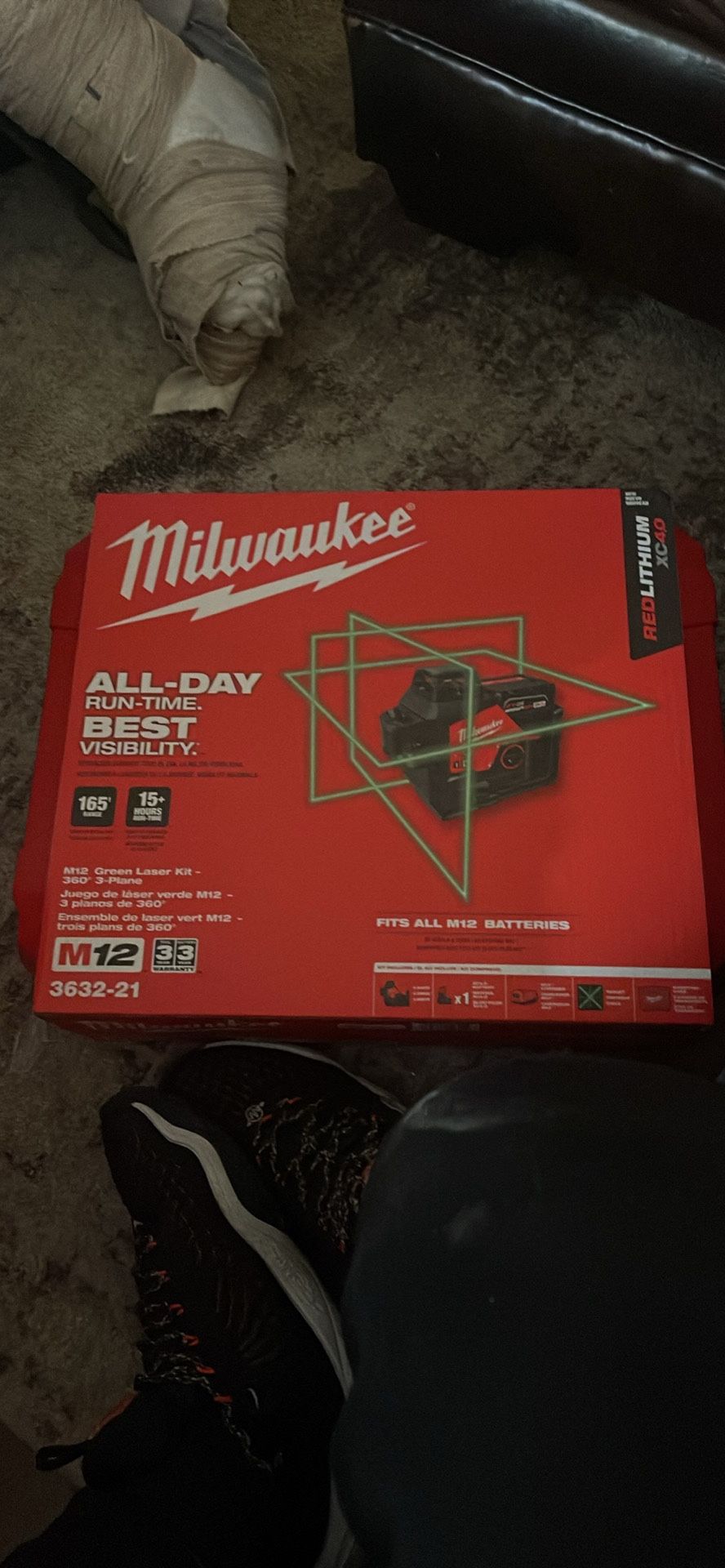 Millwaukee M12 Green Light Laser 360 3-plane