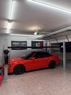 4 post car lift