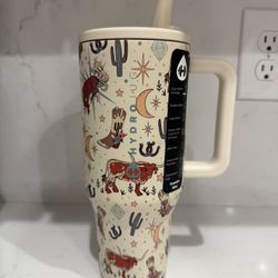 HydroJug Traveler 32 oz Water Bottle with Handle & Flip Straw - Fits in Cup Holder, Leak Resistant Tumbler Reusable Insulated Stainless Steel Rubber