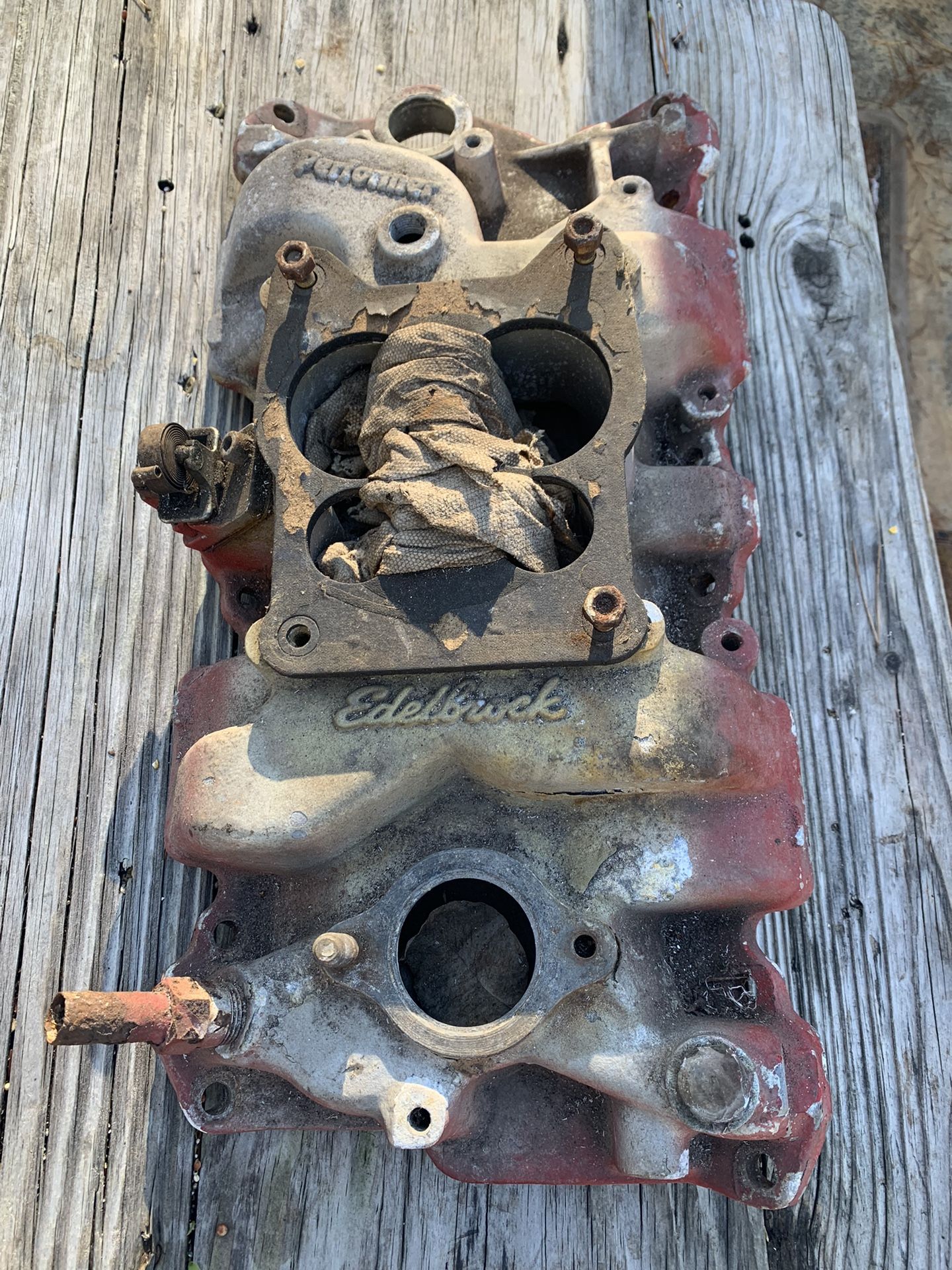 Edelbrock Aluminum Intake SBC Performer $10 OBO!
