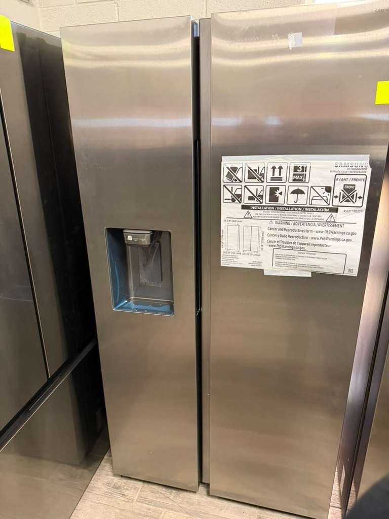 Samsung new stainless steel side by side fridge new with warranty
