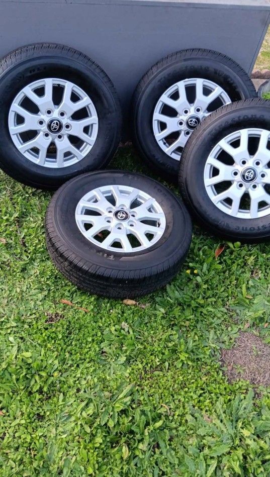 Toyota Tacoma 245/70/17
Set of Tires and Rims.