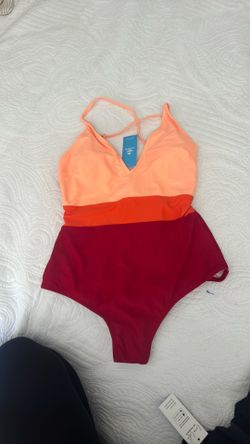 Bathing suit