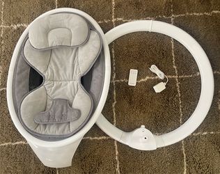 Munchkin Baby Swing - White