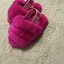 Ugg T FLUFF YEAH SLIDE