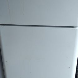 75 Dollar Fridge Works Great