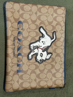 101 Dalmatians Large Coach Pouch