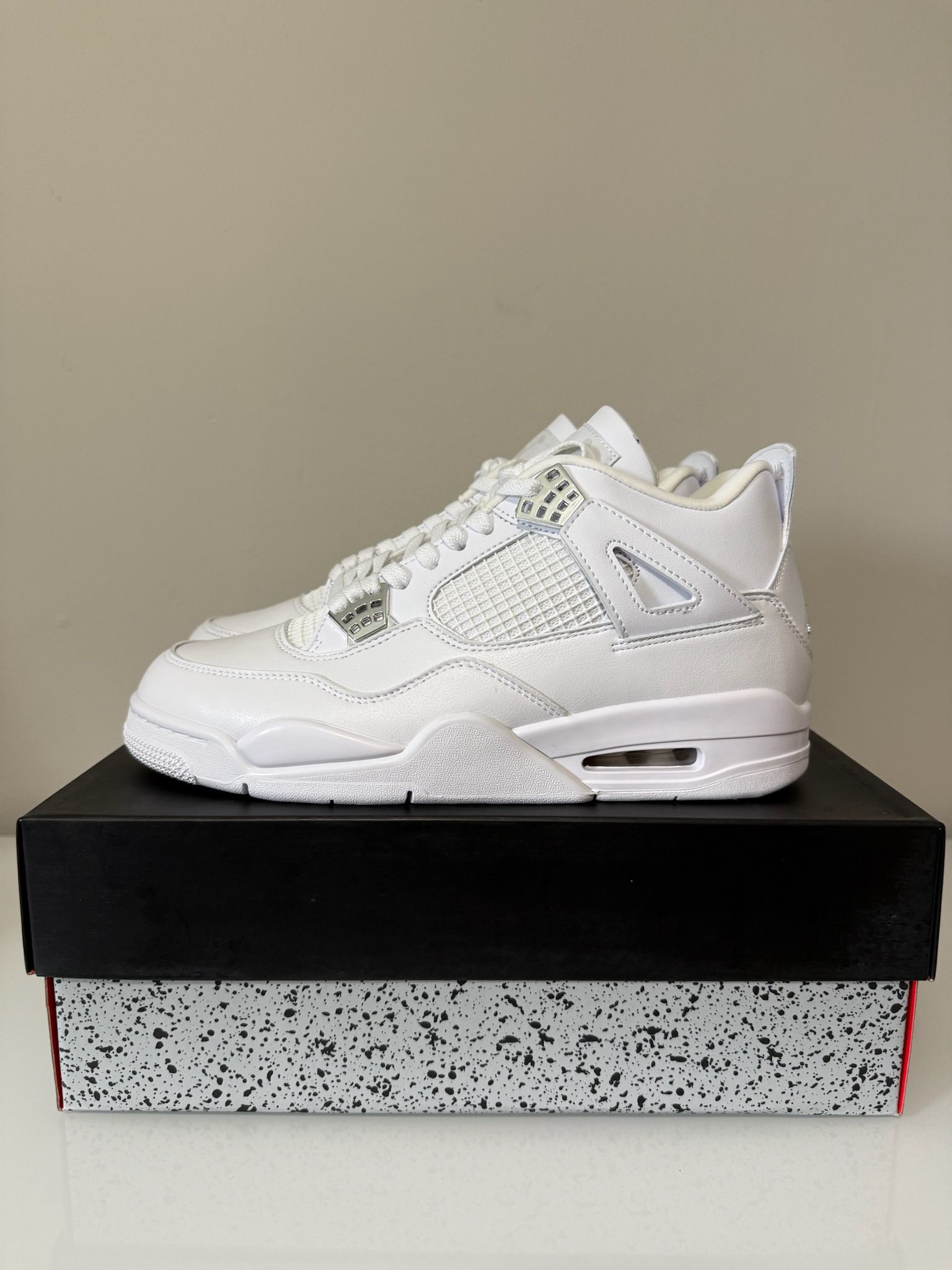 Jordan 4 Pure Money Size 11