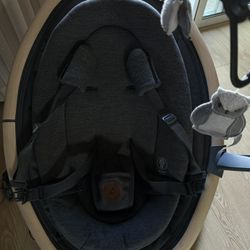 baby swing- maxi cosi 