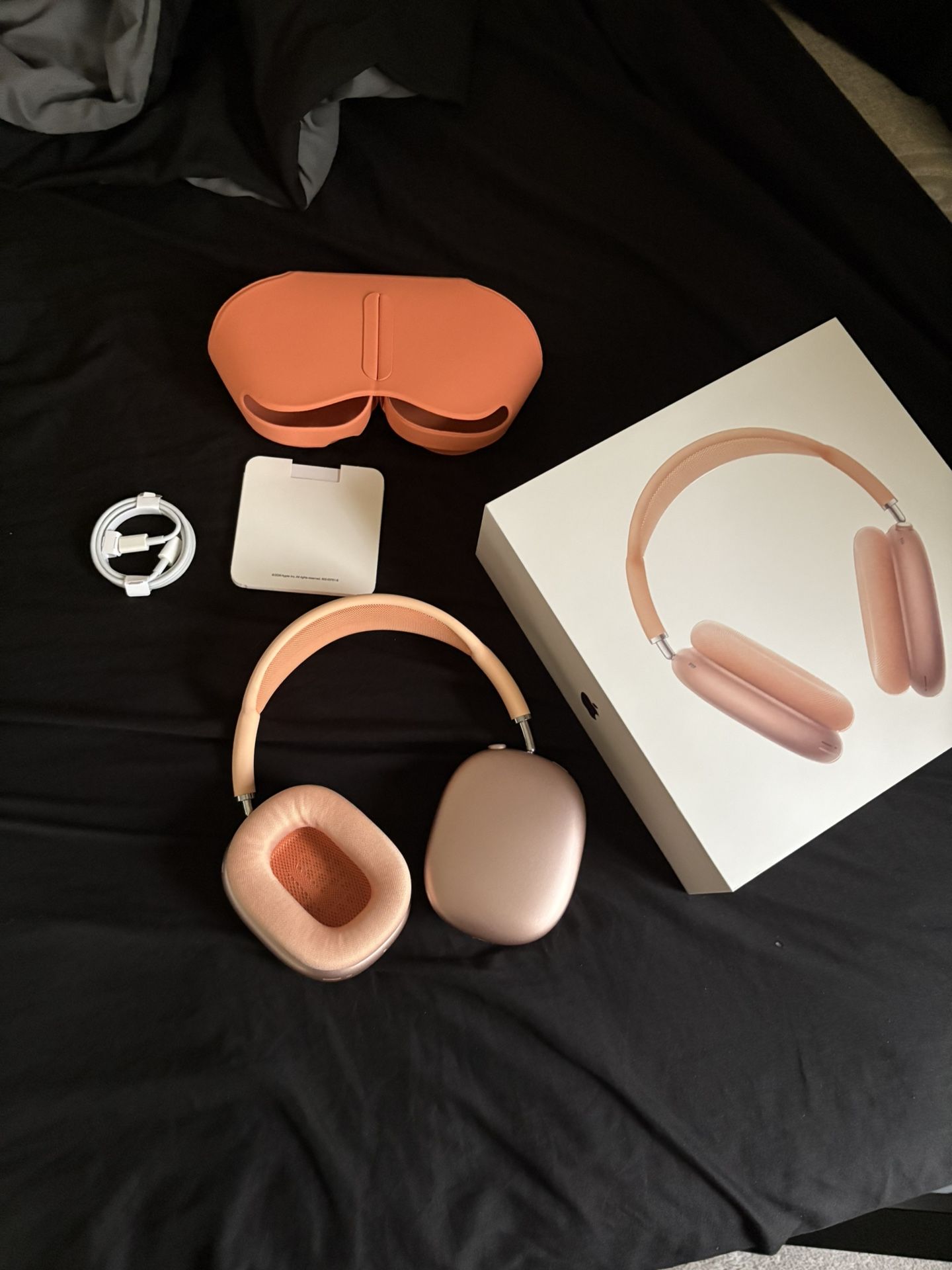 AirPod Maxes