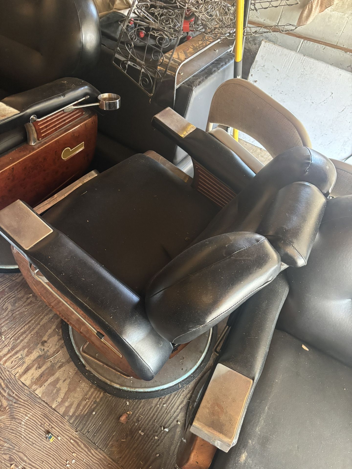 barber chairs