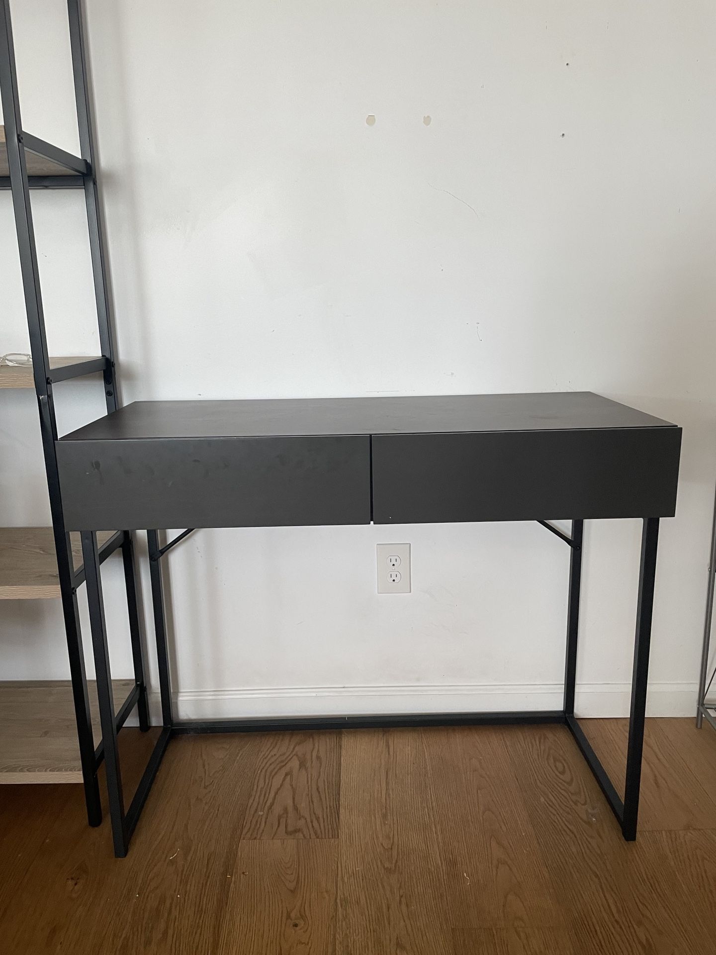 Small Desk - Good Condition 