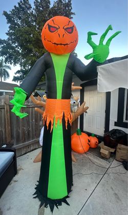 Giant Halloween Inflatable Pumpkin Reaper