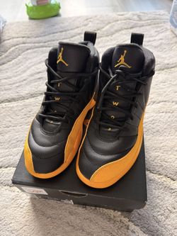 Jordan retro 12 Kids Size 2Y