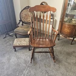 Rocking Chair 