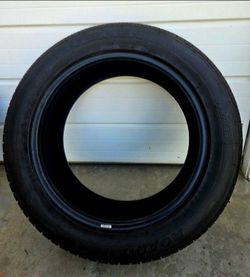 Only one  Nexen Tire 265/60R16