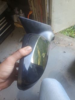 Hyundai side mirror