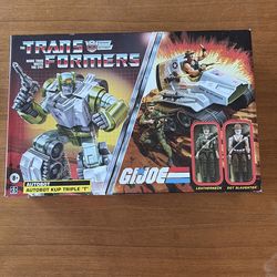 GI JOE TRANSFORMS NEW PACKAGE TOY