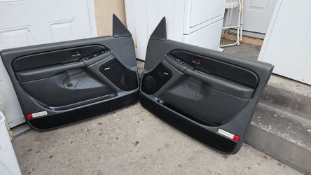 GM Nbs Doorpanel Available 2006