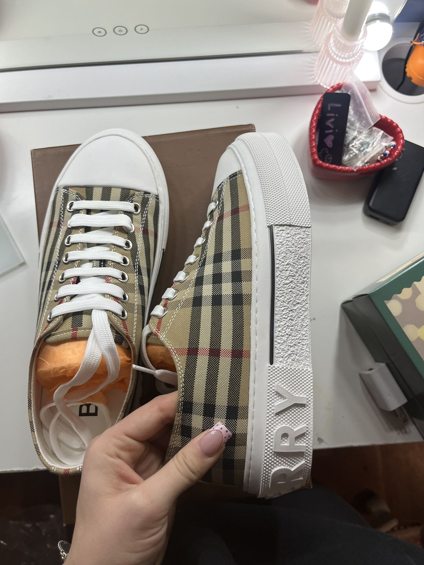 Burberry shoes