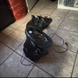 logitech g29 steering wheel and pedals 