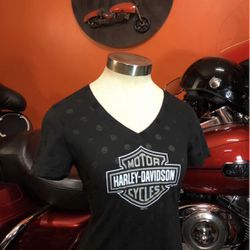 Harley Davidson Shirt Small Woman HAYS , KANSAS