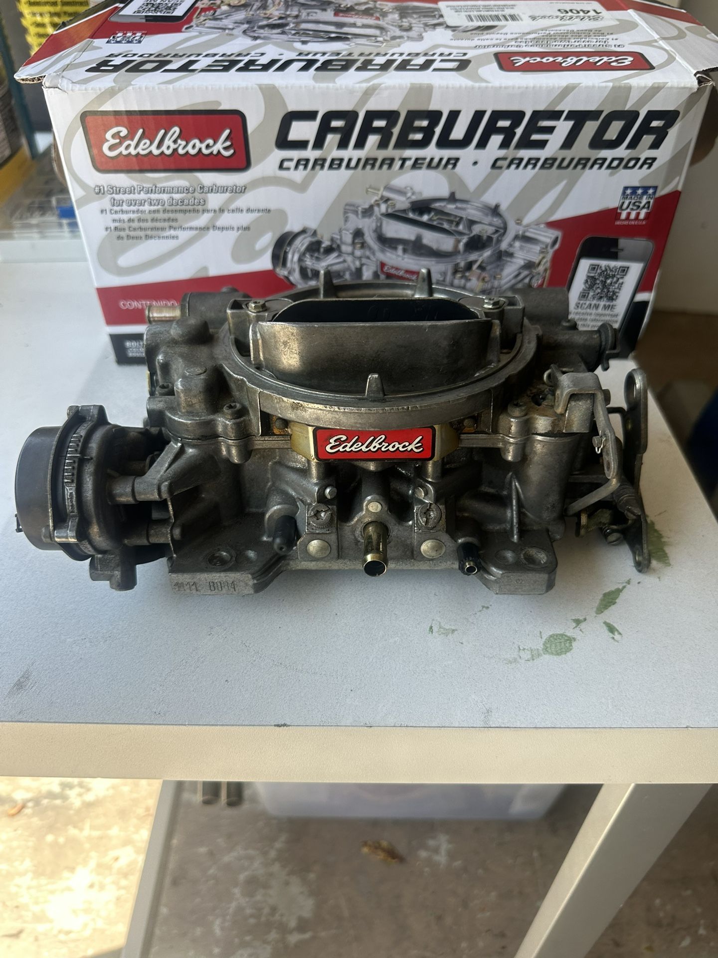 Used Edelbrock 750 Carburetor