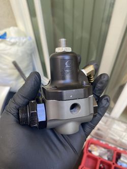 Grams Performance Universal 2 Port Fuel Pressure Regulator G60-99-0000