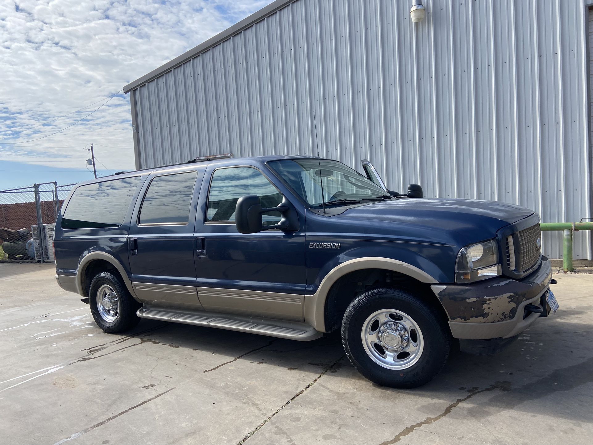 2003 Ford Excursion for Sale in Fort Worth, TX - OfferUp