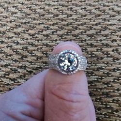 STERLING SILVER CZ RING.  SIZE 8.  NEW. PICKUP ONLY