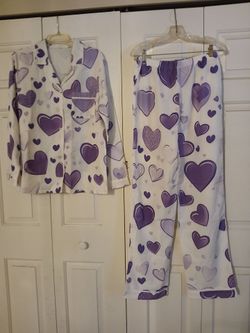 BRAND NEW WOMEN'S PAJAMAS