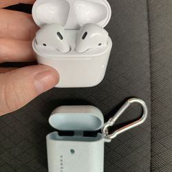 BRAND NEW Apple Air Pods (2nd Gen) with Charging Case 