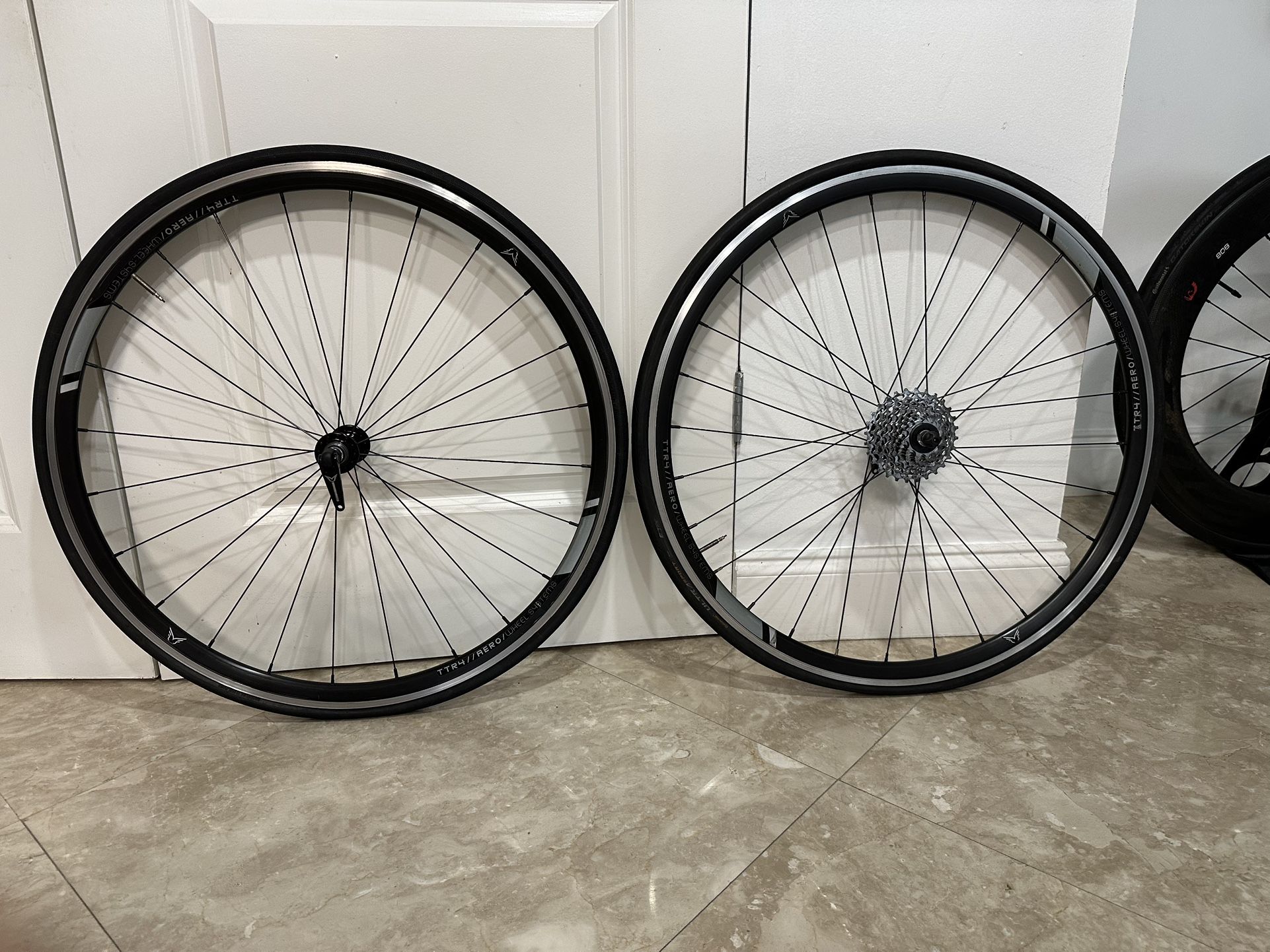 Set Road Bike 700C Wheel - Felt TTR4 /AERO/ Wheel System w 10 Speed SRAM