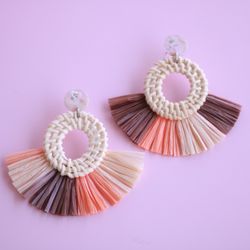 🌿 Embrace Natural Beauty with Handmade Rattan Earrings and Bracelets! 🌿