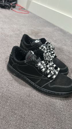 travis Scott black phantom 